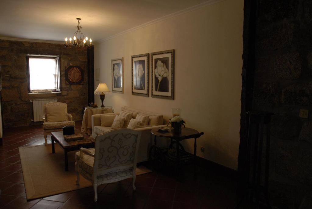 Casa Do Meio Do Povo - Turismo De Habitacao Chaves Exterior foto